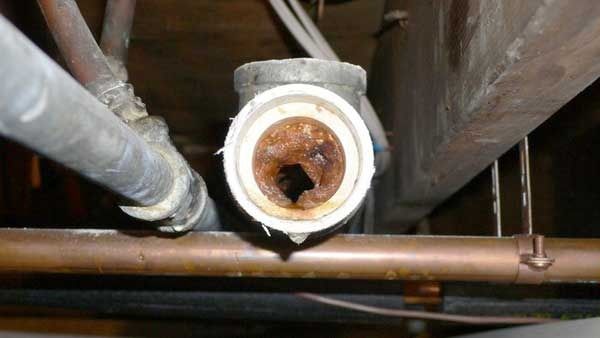 Установка жироуловителя: реальная польза и выгода